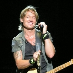 The Surprising Way Keith Urban Played Two Concerts In One Night {PICS and VIDEO}